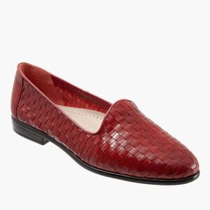 WOMEN TROTTERS WOVEN BASKETWEAVE LEATHER LOAFERS FLAT